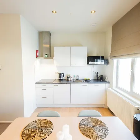 Smart 50m2 One Bedroom - Vw140c